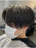 前下がりセンターパート刈り上げツイストスパイラルパーマ
