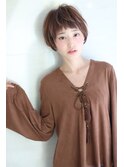ローライトアッシュブラウン大人かわいい小顔ワンサイドショート
