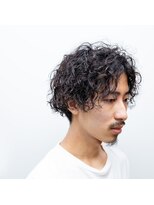 チーカ(chica)&nbsp;縦落ちスパイラルパーマ