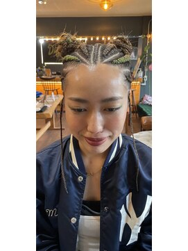 ディギンミー(Diggin'me) コーンロウ前頭