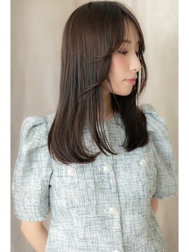 カバーヘア ブリス 志木南口駅前店(COVER HAIR bliss) センターパート抜け感ヘアエアストレートTb1志木20代30代40代