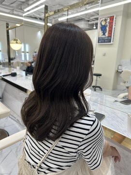 シェノン サントル(CHAINON CENTRE) グレージュカラー/シルキーベージュ/斜めバング[梅田/茶屋町]