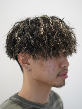 アビールブレ 新潟万代(ABEY LEVRAI) 新潟ツイストスパイラル 新潟メンズパーマ マッシュパーマ