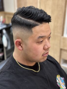 トレックスバーバー(TREX barber) ハイスキンフェード