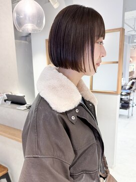 ラミエ バイ メルト 吉祥寺(lamie by melt) "久保田"まとまるミニボブ縮毛矯正ストレートグレーベージュ