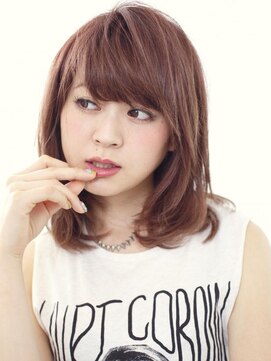 プラスワン 自由が丘(+ONE) 【+ONE 自由が丘】ポイントは大人可愛さ☆小顔ミディ