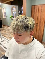 スタンドバーバー 柏(STAND BARBER)&nbsp;スペインカール/スパイキーショート/ブルーブラック/柏