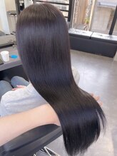 ReFa×サロン技術の融合♪毛先までまとまる至福のストレート感を実感★自然な柔らかさが長続き◎