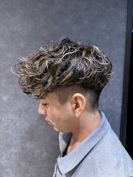 ライズ 綾瀬店(RISE) スペインカール/波巻きパーマ/ツイストスパイラル/ハイライト