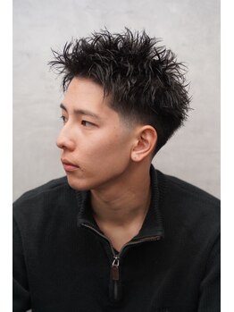 クロム トウキョウ ザ バーバーアルト 神保町店(CHROM TOKYO the Barber ALT)の写真/【メンズ専門店】トップスタイリストがつくるメンズショートならCHROMへ。ビジネススタイルもお任せ下さい
