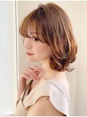 ミディアムレイヤー、外ハネボブ、グレージュ、脱白髪染め☆