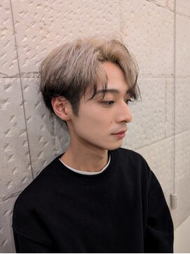 エメヘアデザイン ルイス(Aimer Hair Design Lewis) 裾カラー×フェザーカット◎