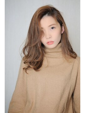 クート 東川口(ku-to) さりげなくカッコいい、芯のある女らしさを表現　 東川口　ku-to