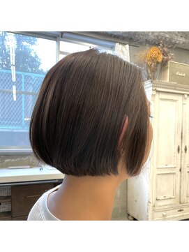 ザ デイ(THE DAY) 重ためのボブ