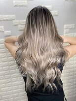 シェルティ フィエル(Shelltie Fiel)&nbsp;ホワイトベージュ★バレイヤージュ【錦糸町/シールエクステ】