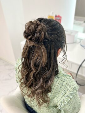 ヘアーメイクサロンアール(hair make salon R) ハーフアップ