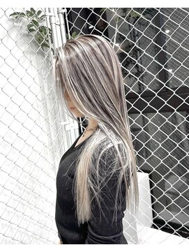 イリス 名古屋 名駅(Iris) バレイヤージュ