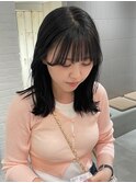 暗髪カラー×顔まわりレイヤー