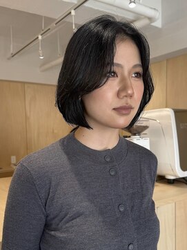 フルリール(fleurir) 顔まわりレイヤーと似合わせ大人ボブ