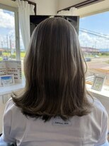 コアフィールフィス(COIFFURE fils)&nbsp;新規お得クーポンあり【見附　今町】M3Dハイトーンカラー