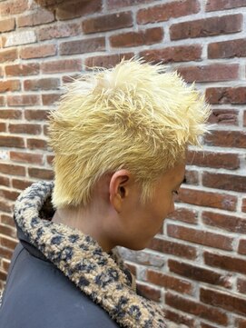 ミリオンバックス 神田店(Million Bucks) スパイキーショート<理容室>[メンズ/眉毛/バーバー/御徒町]