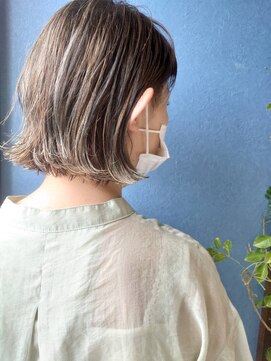 クブヘアー(kubu hair) 《Kubu hair》白髪を活かすハイライトカラー