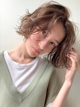 ガレージ バイ グリーン 原宿 表参道(Garage by green) 【loki】シアーグレージュ×外ハネボブ