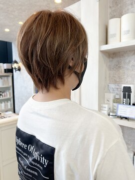 キャアリー(Caary) 福山市美容室Caary人気 ウルフショート透明感くすみベージュ