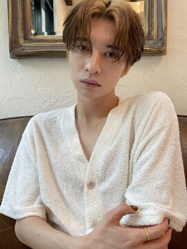 ベル 表参道Terrace(Belle) メンズヘア　　センターパートカルマヘア