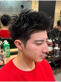 1468黒髪アッシュブラックアップバング束間ツーブロック刈り上げ