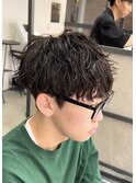 大分メンズ無造作シャドウパーマスパイラル刈り上げショート
