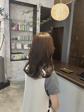 アールトゥーヘアー(art To Hair) ベージュカラー/ロングヘア/寒色ベージュ