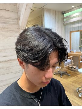 ザ ファースト キャリー(The First Carry) ニュアンスカルマフェザー各種パーマセンターパート10代20代