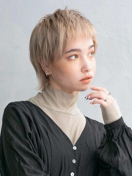 アース 長崎大村店(HAIR&MAKE EARTH) フェミニンハイトーンショート