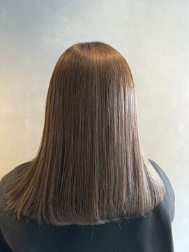 エスケープ トゥ ボナ(ESCAPE to bona.) 普段の髪を綺麗に 髪質改善ストレートとケアカラー