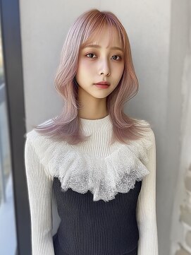 ジゼル 梅田(GiseL) ミディアム　ピンクベージュ　顔周り　くびれヘア　ケアブリーチ