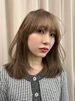 エトワール(ETOILE)&nbsp;神戸三ノ宮くすみベージュレイヤーカットブリーチ