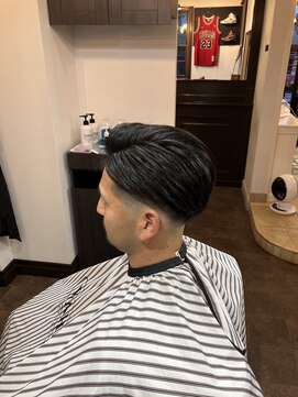 ジールアンドニコ(Zeal & nico.) フェードカット