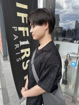 コワファースト 大分(COIFF1RST) センターパート/グレージュ/ツーブロック/韓国/ジェル