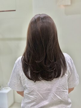 ビルド(build) ミディアムレイヤーカット