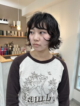 アト(Ato.) くしゃっとした質感が可愛いボブパーマ◎