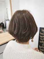 リル(LiL)&nbsp;グラボブ／上品さとナチュラル感を両立した大人スタイル◎