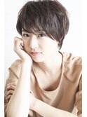 【PITO】ツヤめく大人ショート 耳だし すっきり レイヤー