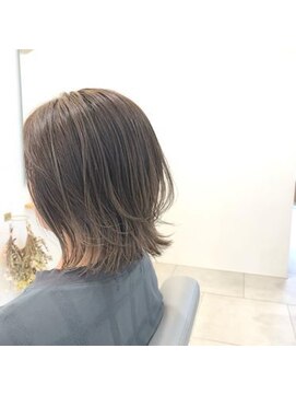 プリュム(Plume) グラデーションカラー