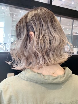 アルバム 銀座(ALBUM GINZA) ホワイトシルバー_アッシュブラウンネオウルフ_ba278602