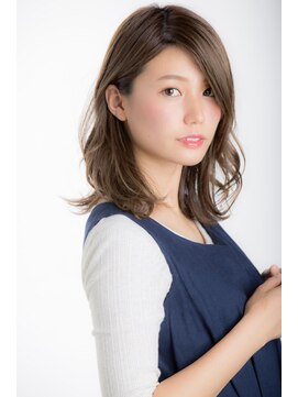 ユーフォリア 新宿通り(Euphoria) 小顔大人女子×外ハネミディアム☆小田　亮