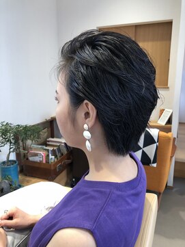 ヘアーウニール(Hair Unir) クールなオトナのオールバック