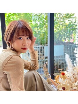 エテバイリリア(ete by LILIA.) ナチュラル内巻きショート