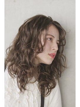 アトリエ ハンチ(atelier HUNCH) ロングエアウェーブ