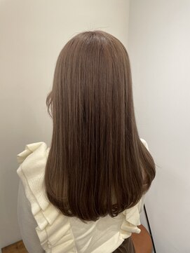 リリアーナ(LILIANA) 【LILIANA】丸みのある女性らしさを引き上げたヘア